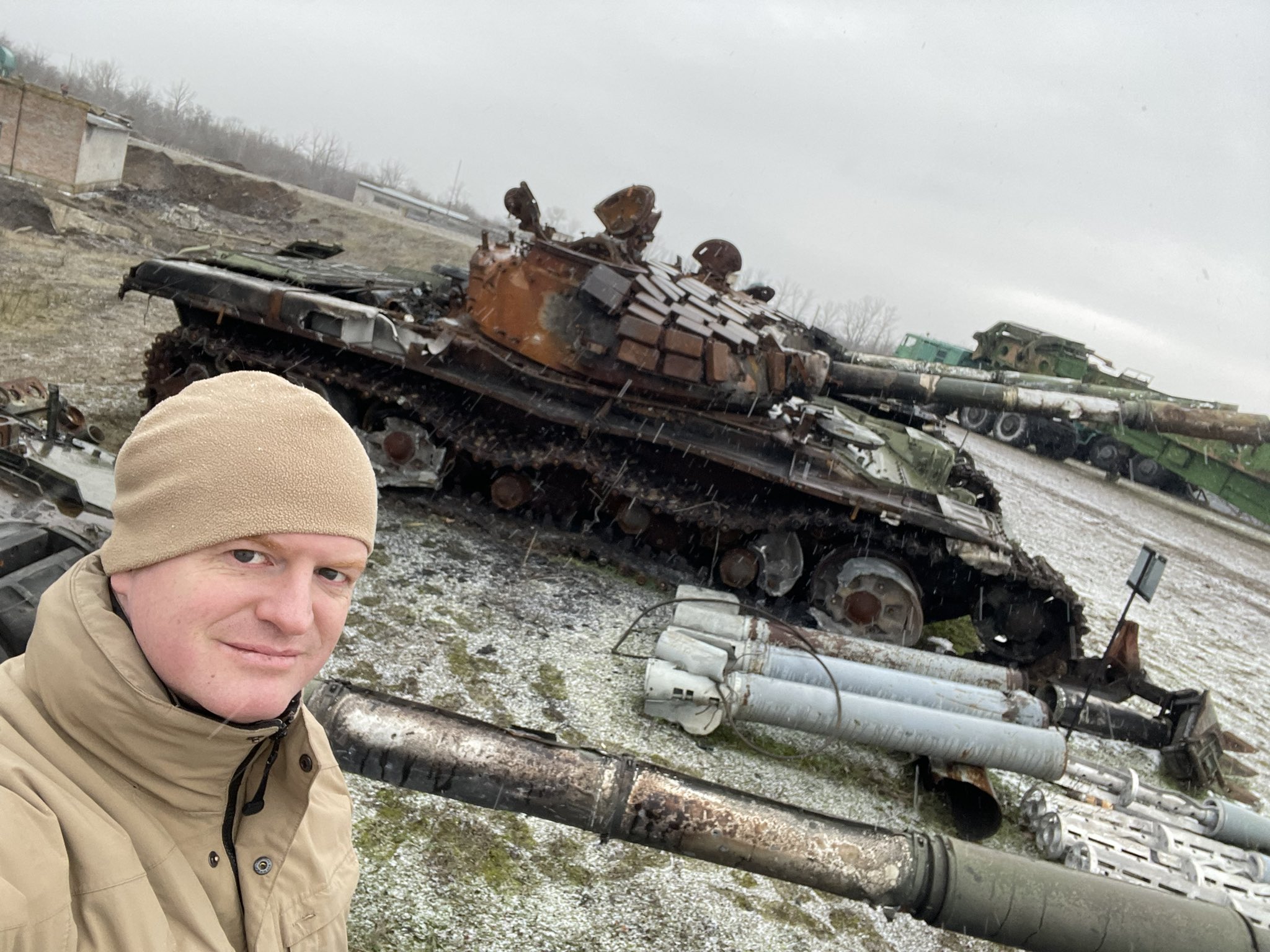 Enno Lenze beim panzer im Perwomaisk in der Ukraine